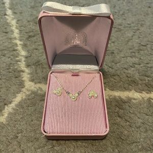 Disney pearl necklace and earring set